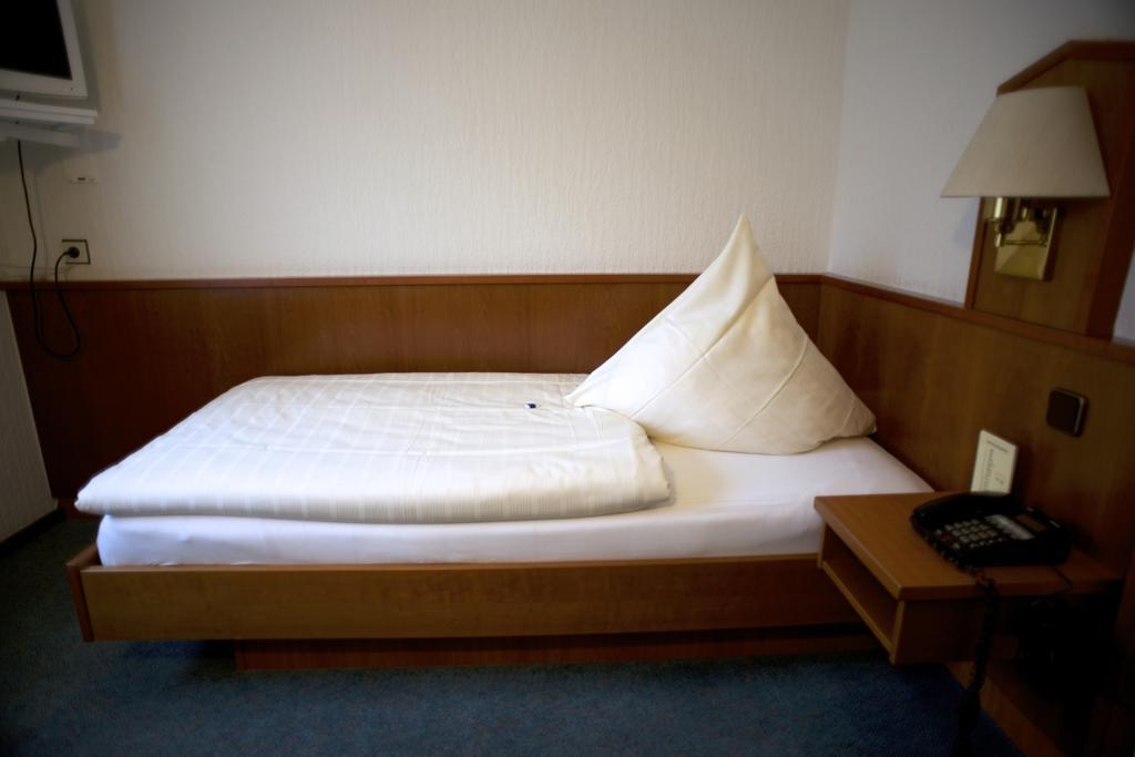 Hotel Marienhof Duesseldorf Neuss Room photo