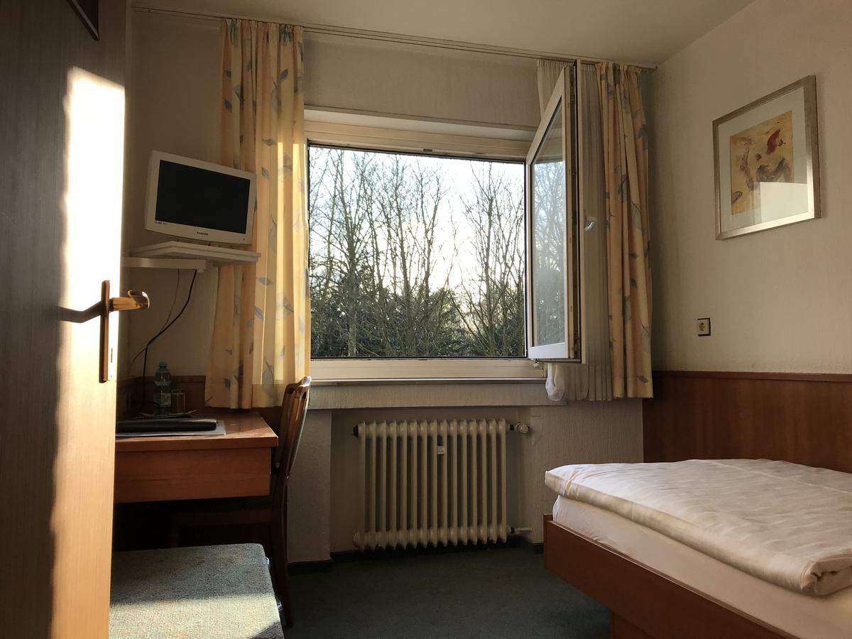 Hotel Marienhof Duesseldorf Neuss Exterior photo